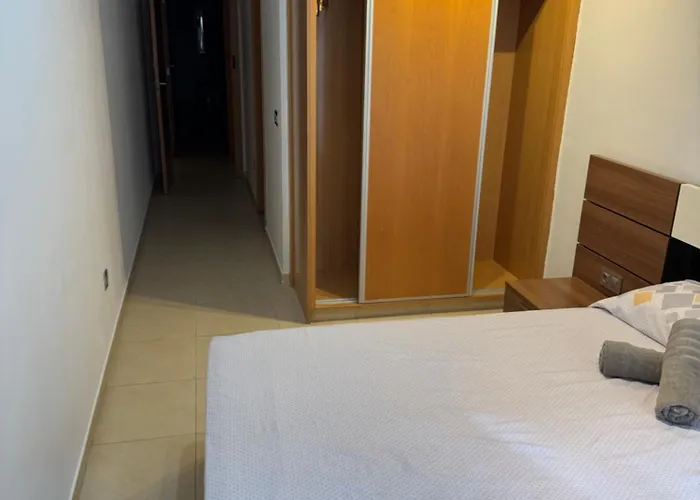 Проживание в семье Y&to