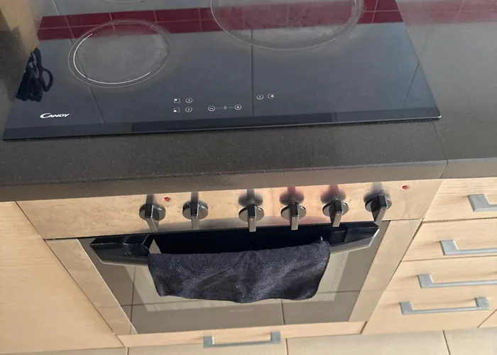 Y&to * Grao de Castellon